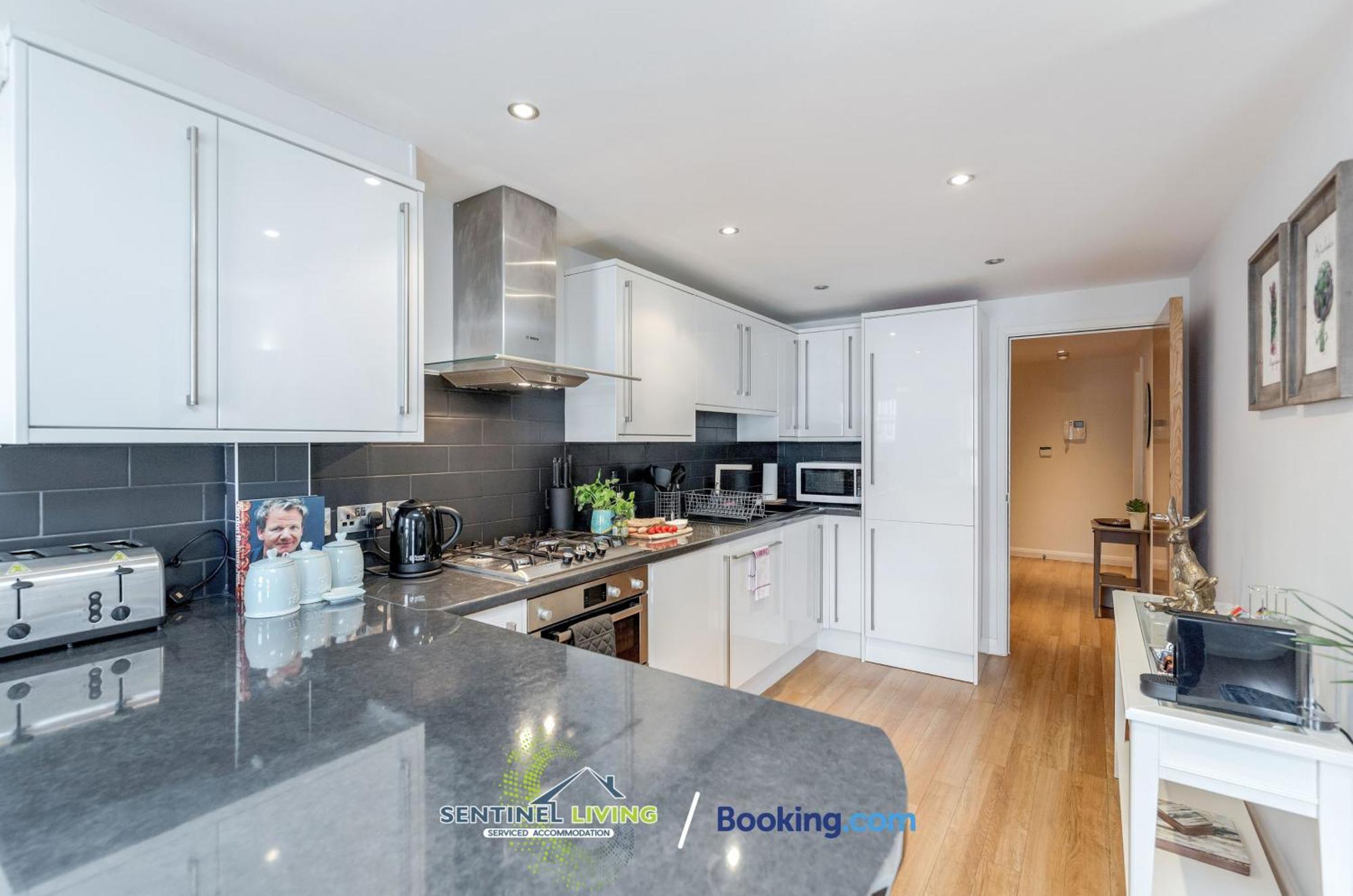 Flat 2 Bed By Sentinel Living With Free Wifi And Parking Apartamento